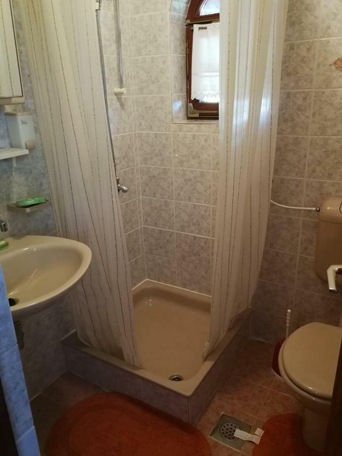 Moj Dom-Toplak Hotel Jursinci Екстериор снимка